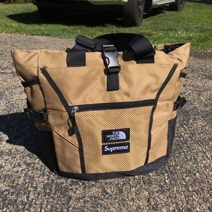 Supreme tote bag